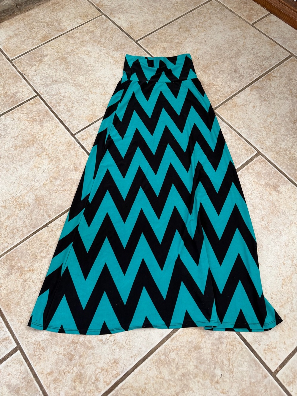 Kiss Teal and Black Chevron Maxi Skirt - A-Line Silhouette